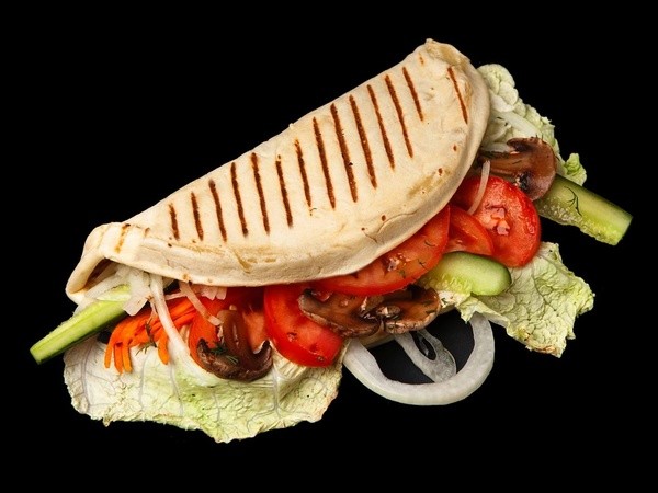 Закрытая пицца